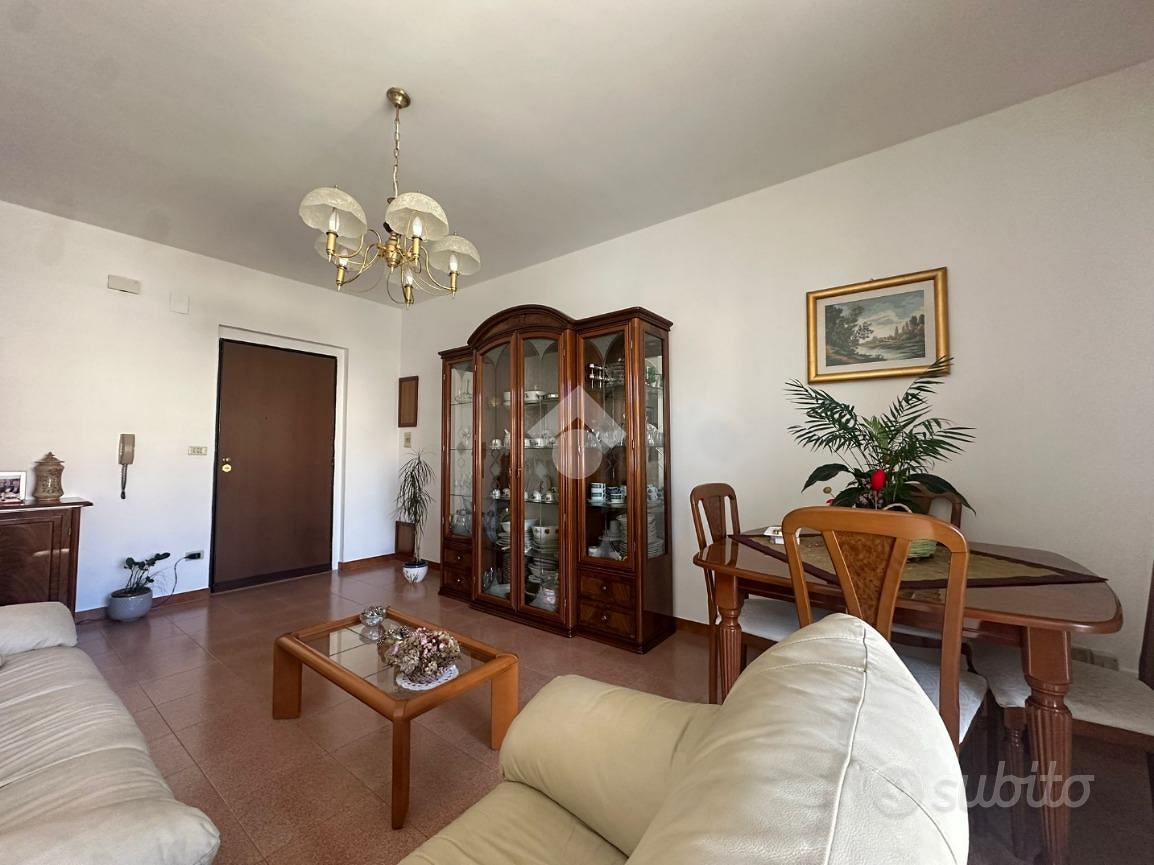 4 LOCALI A TREBISACCE - Vista 4