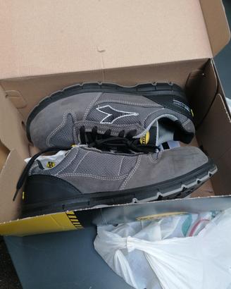 Scarpe antinfortunistiche 42 Diadora
