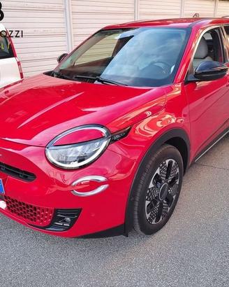 FIAT 600 1.2 Hybrid 145cv La Prima II