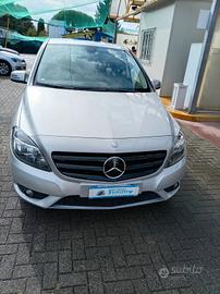 Mercedes-benz B 180 Premium