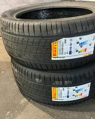 235 45 18 estive Pirelli NUOVE