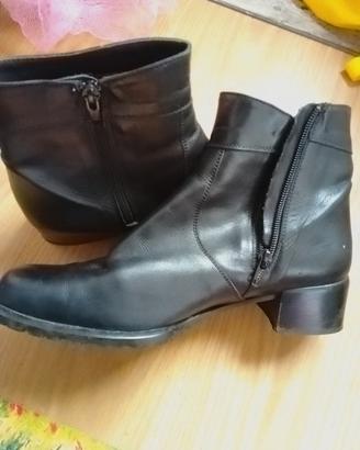stivaletti pura pelle  n 40