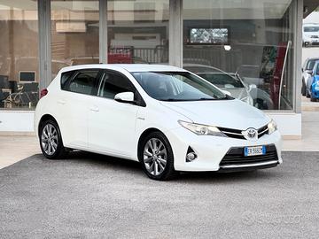 Toyota Auris 1.8 Hybrid 99CV E5 Automatica - 2013