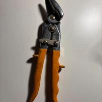 Beta 1125, cesoia a doppia leva