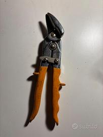 Beta 1125, cesoia a doppia leva