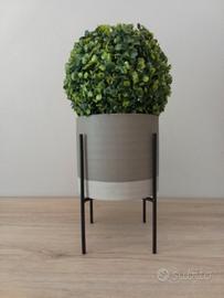 PORTAVASO CON PIEDISTALLO + SFERA ARTIFICIALE 