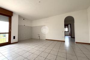 3 LOCALI A SERGNANO