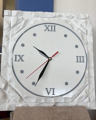 Orologio in marmo-design elegante