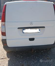 portellone Mercedes Vito w639 paraurti stop post
