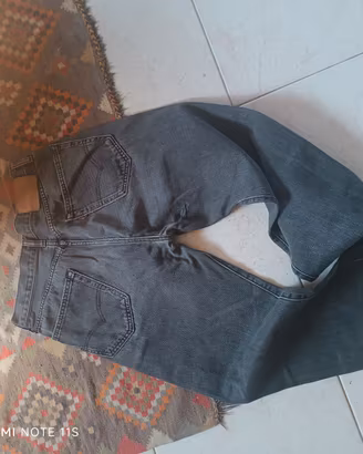 jeans Levi Strauss tg46