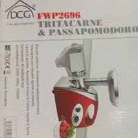 Tritacarne e passata pomodoro 