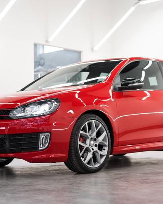 Volkswagen Golf GTI 35 EDITION