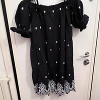 Abito estivo ricamato HM