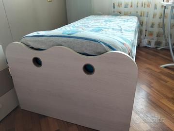 letto singolo con cassettoni