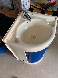 Mobile lavandino lavabo camper