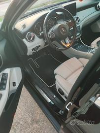 Mercedes-Benz GLA 200 d sport 4matic