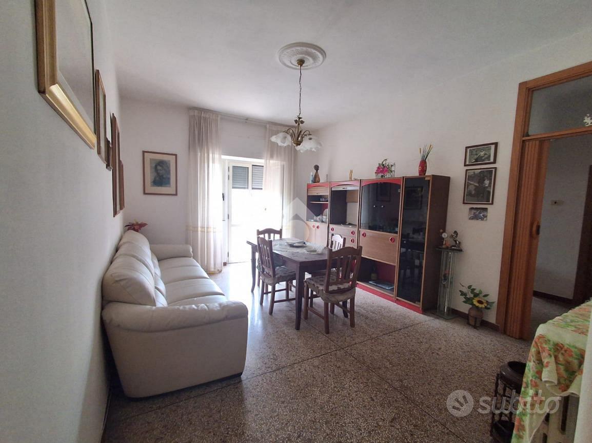 3 LOCALI A AVELLINO - Vista 5