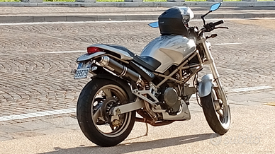 Ducati Monster 600 impeccabile