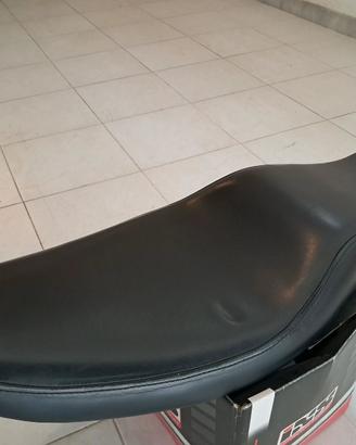 sella harley davidson sportster