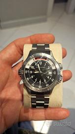 Hamilton, modello Khaki Navy Sub Gmt rif. H745110