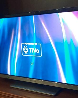 Panasonic TX-24JS350E TV 24" Led HD 600Hz DVB-T2 D
