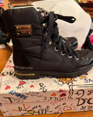 Stivaletti Dolce e Gabbana taglia 37 neri