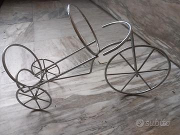 porta bottiglia in metallo 