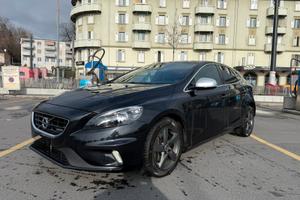 Volvo v40 D3 150cv