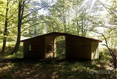 Terreno di 26500 m² a Tizzano Val Parma