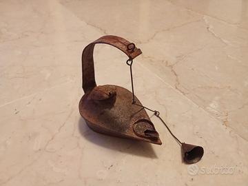 vecchia lucerna acciarino lamierino di ferro