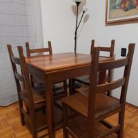 4 sedie e tavolo allungabile in legno noce
