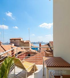 Rif. 430 Duplex terrazzo vista LAGUNA