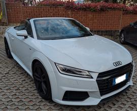 AUDI TT 3ª serie - 2016