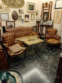 salotto antico da tappezzare/restaurare