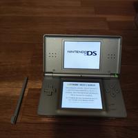 Console Nintendo DS Lite e 16 giochi 