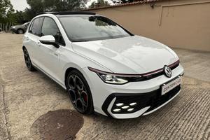 Volkswagen Golf GTI 2.0 TSI DSG