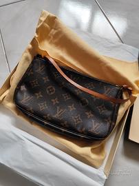 Pochette Louis Vuitton 