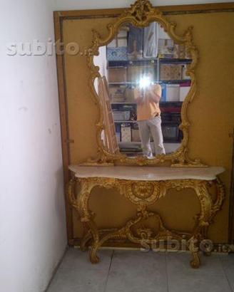 Consolle in oro con piano marmo