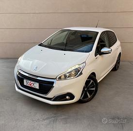 Peugeot 208 1.2 Benzina Signature