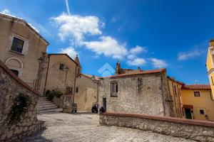 PALAZZINA A FORMIA