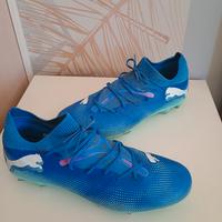 scarpe da calcio chiodate 