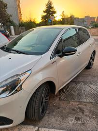 PEUGEOT 208 GT LINE CAMBIO AUTOMATICO 120 MILA KM
