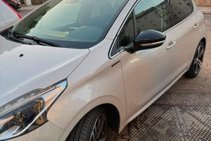 PEUGEOT 208 GT LINE CAMBIO AUTOMATICO 120 MILA KM