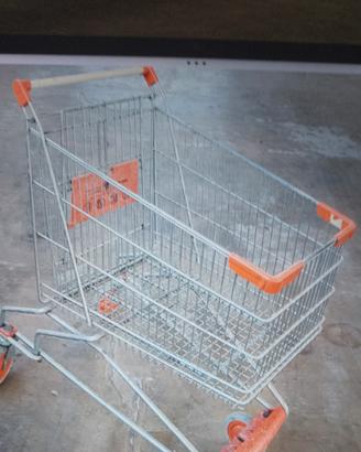 carrello spesa supermercato 30euro