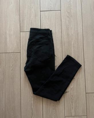 Jeans Neri, Modello: Slim Fit, Marca: SHEIN