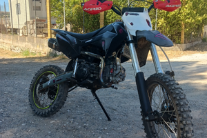 Pit bike 140/150 cross con motore nuovo