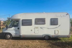 Camper semi integrale fiat ducato