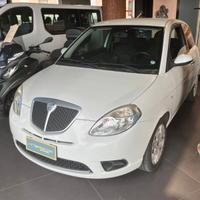 Lancia Ypsilon 1.2 8v Argento