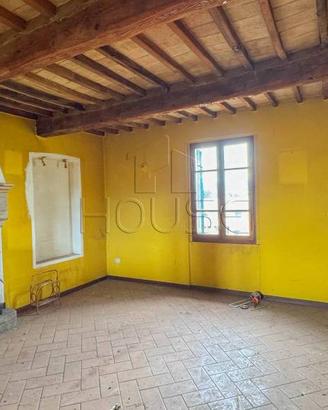 Appartamento di 195 m² con più di 5 locali e box a