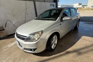 Opel astra 1.9 150